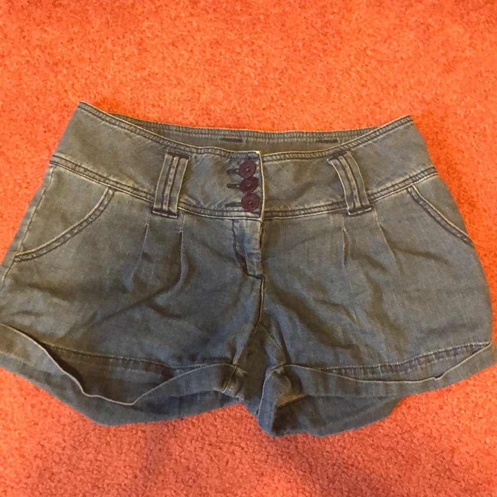 Cuffed poofy summer jean shorts